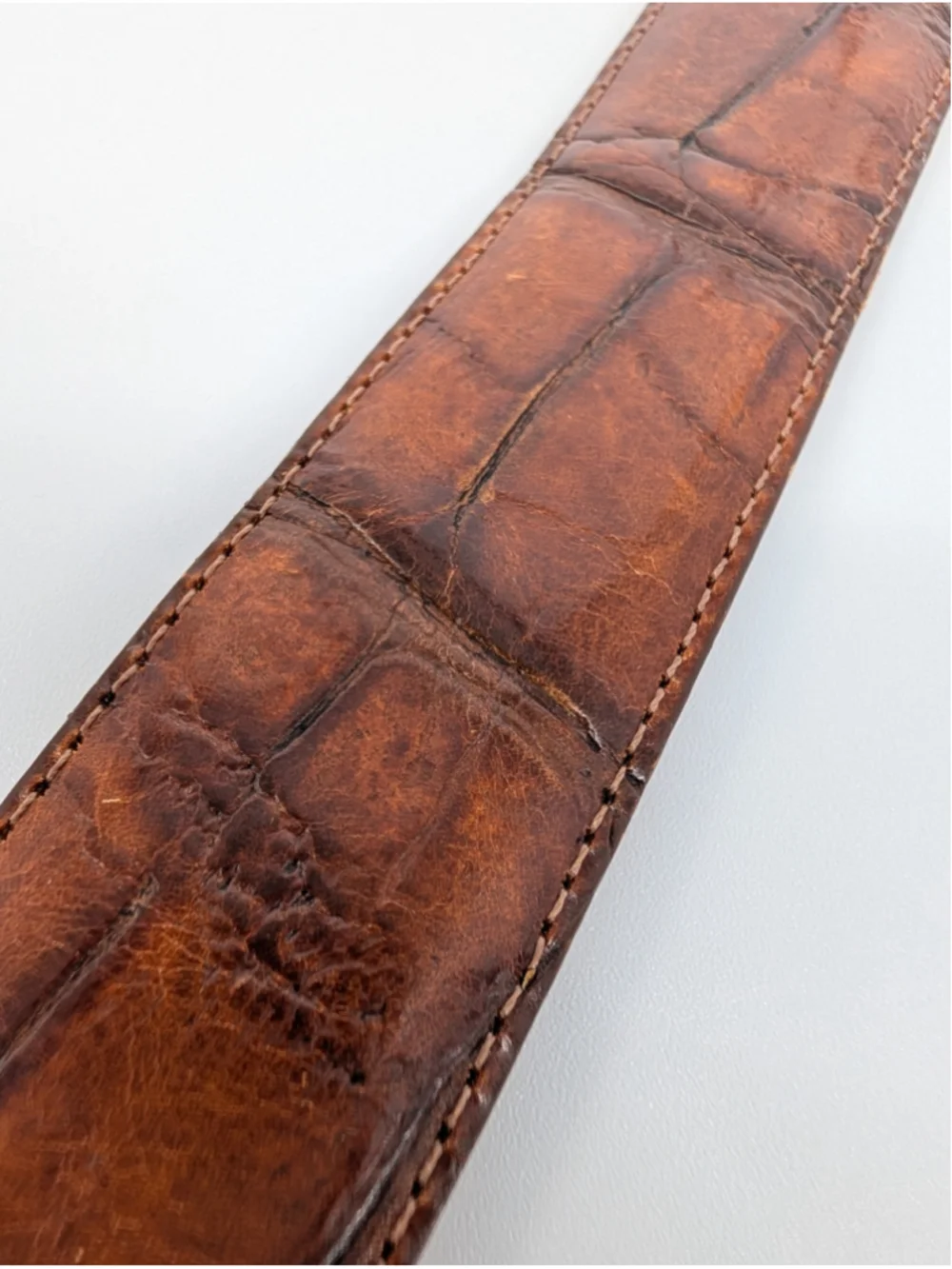 Vintage 1993 Onyx Brighton Brown Croc Embossed Leather Western Belt 36